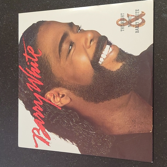 1987 BARRY WHITE Album - Picture 1 of 7